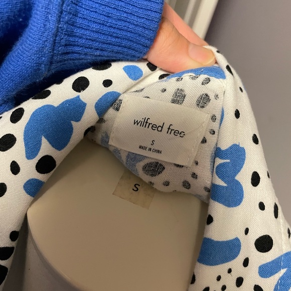 Aritzia wilfred free oversized shirt - Picture 4 of 4